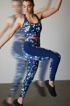 Solstice Track Leggings -Natori Sales Shop 220209 Natori S22 Marketing 008 0002 13489.1651582758