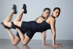 Solstice Cropped Bike Shorts 32 Solstice Cropped Bike Shorts -Natori Sales Shop 220209 Natori S22 Marketing 029 0018 76873.1651522796