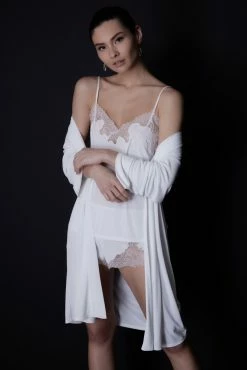 Enchant Cami Tap PJ -Natori Sales Shop 220209 Natori S22 Marketing 038 0034 82513.1650393776