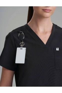 Women's 3-Pocket V-Neck Scrub Top -Natori Sales Shop 3 Pocket V Neck Top Black by Natori 4 94986.1644936721