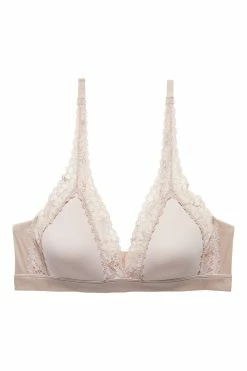 Discreet Convertible Wireless Spacer Bra