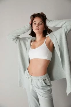 Limitless Convertible Sports Bralette -Natori Sales Shop 755195 WHT 2 37595.1621034343