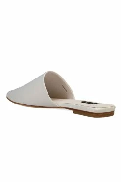 Adore Satin Slide -Natori Sales Shop Adore Satin Slide White by Natori 2chainson revised 61522.1686691367