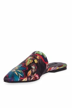 Adore Sayuri Floral Slide -Natori Sales Shop Adore Sayuri Floral Slide Black by Natori 3 11326.1656072265