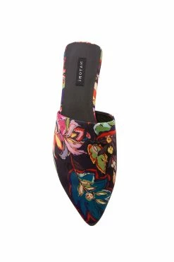 Adore Sayuri Floral Slide -Natori Sales Shop Adore Sayuri Floral Slide Black by Natori 5 95633.1656010639