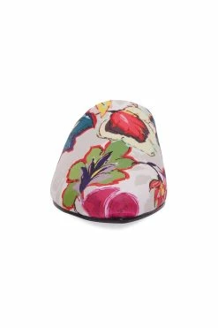 Adore Sayuri Floral Slide -Natori Sales Shop Adore Sayuri Floral Slide Natural by Natori 18 95040.1662069373