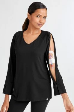 Women's Arm Access Shirt -Natori Sales Shop Arm Acess Top Black by Natori.jpg 2 41209.1645570507