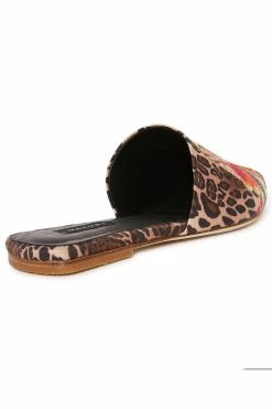 Arri Luxe Leopard Satin Embroidered Slide -Natori Sales Shop Arri Luxe Leopard Satin Embroidery Slide Chestnut by Natori 4 83195.1686601985