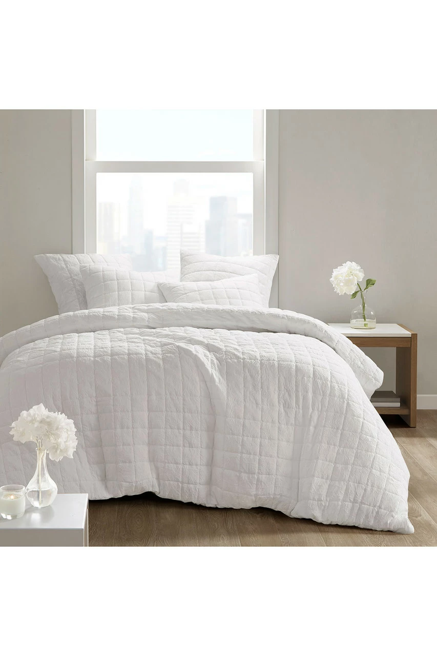 Cocoon Quilt Top White Comforter Mini Set 1 Cocoon Quilt Top White Comforter Mini Set