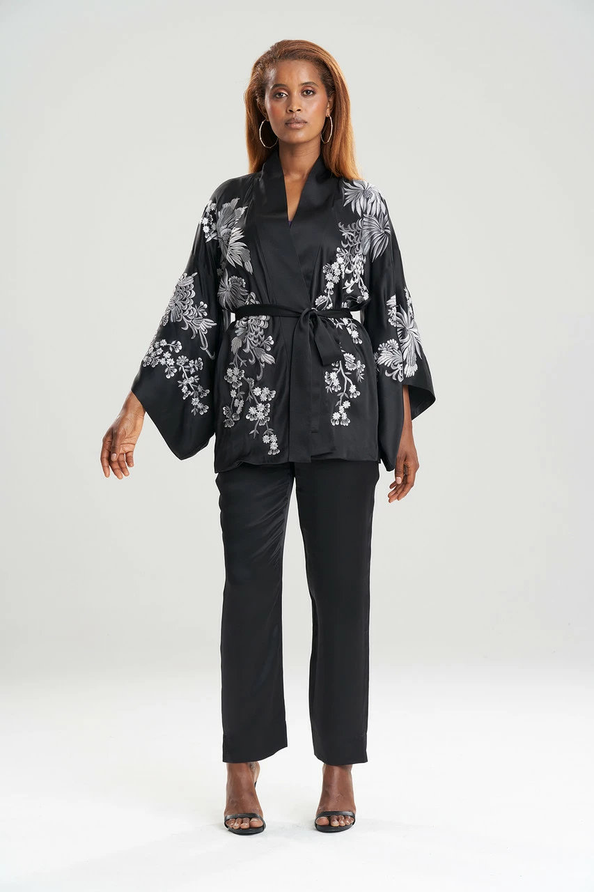 Dragon Embroidery Silk Wrap 3 Dragon Embroidery Silk Wrap - Image 3