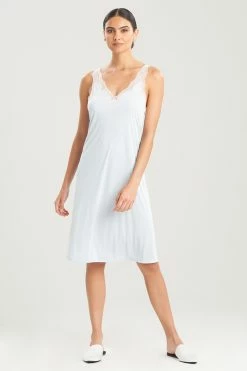 Enchant V-Neck Slip