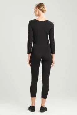 Feathers Element Leggings 7 Feathers Element Leggings -Natori Sales Shop Feathers Element Leggings Black by Natori 2 37348.1645203952