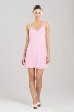 Feathers Essentials Lenzing™ Ecovero™ Viscose Chemise