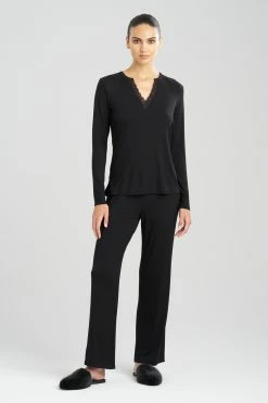 Feathers Essentials Lenzing™ Ecovero™ Viscose Lace Applique PJ -Natori Sales Shop Feathers Essentials Lenzing Ecovero Viscose Lace Applique PJ Black by Natori 55383.1692031931