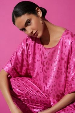 Decadence Pullover PJ -Natori Sales Shop Feb 2022 Marketing 045 0078 78489.1645812394