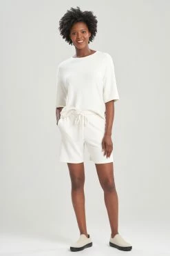 Fuji Short -Natori Sales Shop Fuji Short Warm White by Natori 70934.1654806545