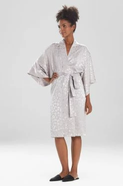 Decadence Wrap -Natori Sales Shop H74058 SVP 1 28041.1598991094