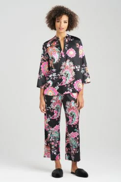 Jaipur Satin Mandarin PJ 6 Jaipur Satin Mandarin PJ -Natori Sales Shop Jaipur Satin Mandarin PJ Black Multi by N Natori 59096.1692635899