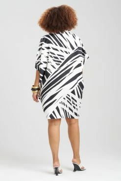 Katana Cotton Silk Shirtdress 8 Katana Cotton Silk Shirtdress -Natori Sales Shop Katana Cotton Silk Shirtdress Black Combo by Natori 2 26241.1674764081