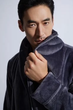 Kinhin Cozy Fleece Piped Collar Robe -Natori Sales Shop Kinhin Cozy Fleece Piped Collar Robe Magnet Gray by Natori 4 29520.1664399109