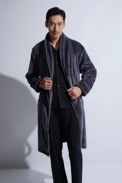 Kinhin Cozy Fleece Piped Collar Robe -Natori Sales Shop Kinhin Cozy Fleece Piped Collar Robe Magnet Gray by Natori 5 60261.1664399110