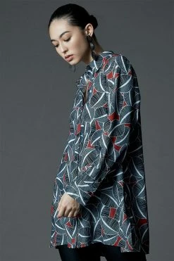 Textured Acacia Wood 3 Leaf Earrings -Natori Sales Shop L11509 BLK 2 90908.1598898850