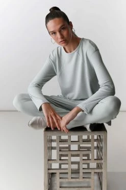 Zen Long Sleeve Top 13 Zen Long Sleeve Top -Natori Sales Shop L75148 CGN 3 05587.1617890247