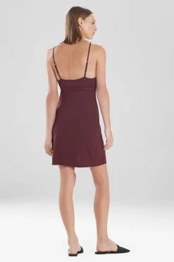 Feathers Essentials Lace Chemise 26 Feathers Essentials Lace Chemise -Natori Sales Shop L78029 DGN 2 53279.1599862842