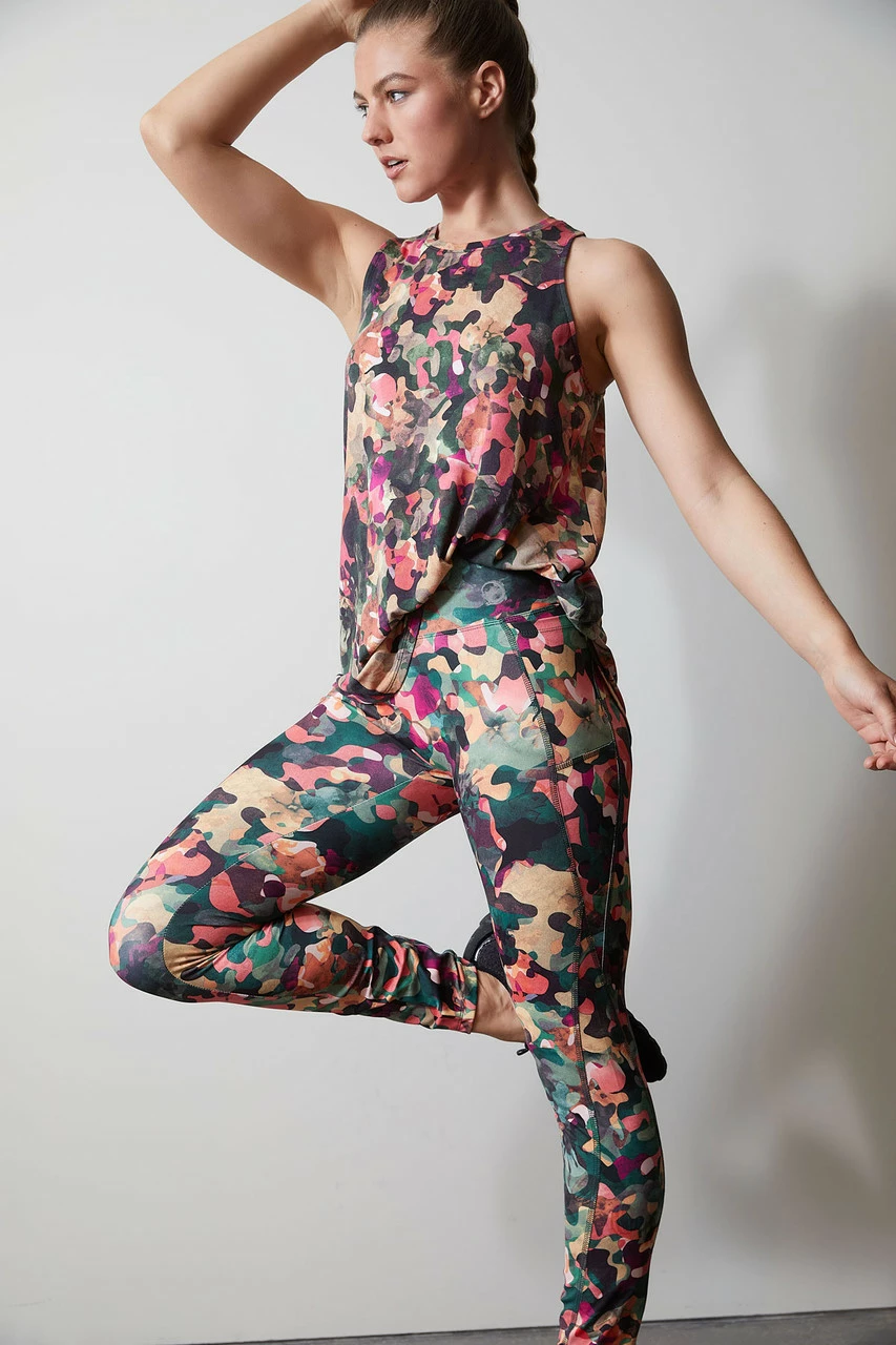 Layering Elements Tank 28 Layering Elements Tank - Image 28