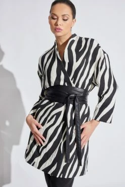 Leo Jacquard Jacket 6 Leo Jacquard Jacket -Natori Sales Shop Leo Jacquard Jacket Black Ivory by Natori 84911.1654108733