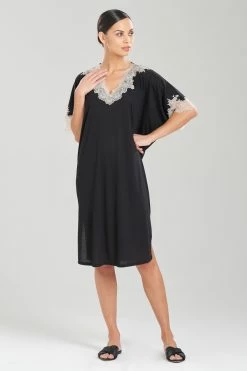 Luxe Shangri-La Caftan 20 Luxe Shangri-La Caftan -Natori Sales Shop Luxe Shangri La Caftan Black by Natori 2 80744.1674145148