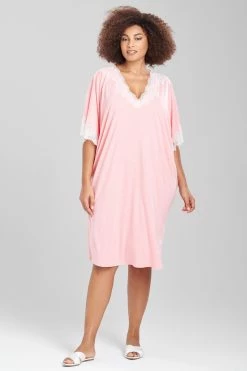 Luxe Shangri-La Caftan 18 Luxe Shangri-La Caftan -Natori Sales Shop Luxe Shangri La Caftan Bright Heather Coral by Natori 3 82859.1674145144
