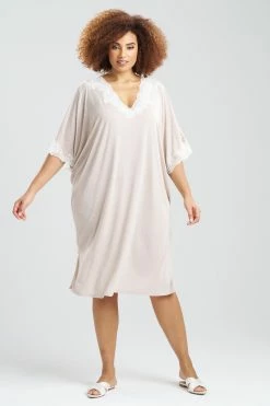 Luxe Shangri-La Caftan 28 Luxe Shangri-La Caftan -Natori Sales Shop Luxe Shangri La Caftan Heather Cashmere by Natori 5 07004.1674145168