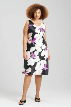 Majestic Orchid Gown 10 Majestic Orchid Gown -Natori Sales Shop Majestic Orchid Gown Black Multi by N Natori 3 04139.1675438992