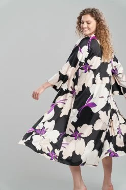 Majestic Orchid Robe -Natori Sales Shop Majestic Orchid Robe Black Multi by N Natori 2 62151.1675438583