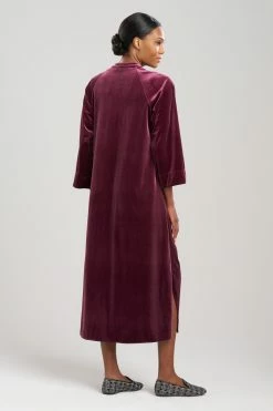 Natalie Mandarin Zip Caftan 11 Natalie Mandarin Zip Caftan -Natori Sales Shop Natalie Mandarin Zip Caftan Bordeaux by Natori 2 30803.1692033441