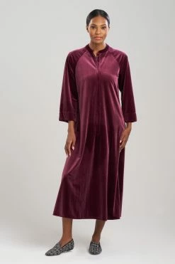 Natalie Mandarin Zip Caftan 10 Natalie Mandarin Zip Caftan -Natori Sales Shop Natalie Mandarin Zip Caftan Bordeaux by Natori 30081.1692033440
