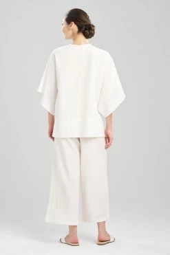 Onsen Top 21 Onsen Top -Natori Sales Shop Onsen Top White by Natori 4 62990.1680815077