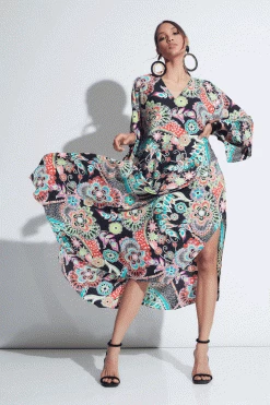 Peizuri Caftan 18 Peizuri Caftan -Natori Sales Shop Peizuri Caftan Black Multi by Natori 2 52051.1675878265