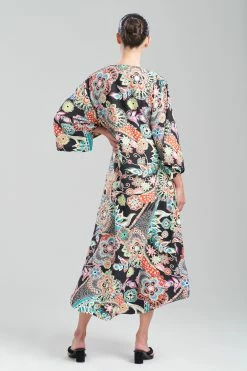 Peizuri Caftan 15 Peizuri Caftan -Natori Sales Shop Peizuri Caftan Black by Natori 2 88961.1675271356