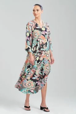 Peizuri Caftan 14 Peizuri Caftan -Natori Sales Shop Peizuri Caftan Black by Natori 36934.1675271355