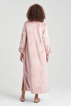 Plush Faux Lynx Lounger 7 Plush Faux Lynx Lounger -Natori Sales Shop Plush Faux Lynx Lounger Nude by N Natori 2 60905.1668025710