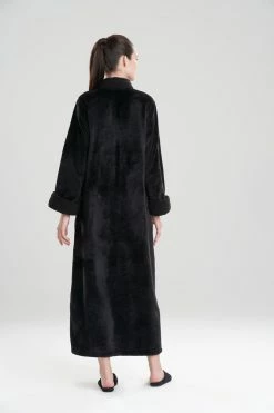 Plush Sherpa Lounger 43 Plush Sherpa Lounger -Natori Sales Shop Plush Sherpa Caftan Black by Natori 2 19631.1641419246