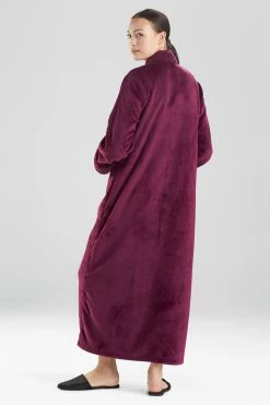 Plush Sherpa Lounger 47 Plush Sherpa Lounger -Natori Sales Shop Plush Sherpa Lounger Jewel Violet by Natori 2 31246.1638389741