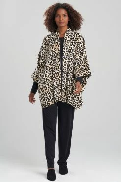 Plush Wild Instinct Topper