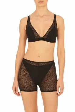 Pretty Smooth Bralette -Natori Sales Shop Pretty Smooth Shortlette Bralette Black by Natori 6 11764.1686934972