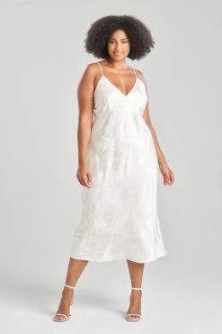 Ryu Jacquard Gown -Natori Sales Shop Ryu Jacquard Gown Cream by Natori 3 49943.1663354896