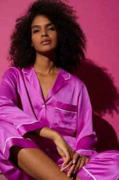 Feather Satin Essentials PJ -Natori Sales Shop SHOT 19 17061 63134.1655140411