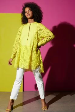 Cotton Eyelet Oversized Tux Shirt -Natori Sales Shop SHOT 26 17634 77476.1651586405