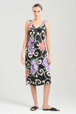 Saz Gown 8 Saz Gown -Natori Sales Shop Saz Gown Black Multi by N Natori 2 55765.1692804766